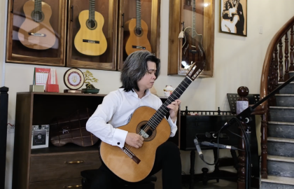 NIEN LE GUITAR